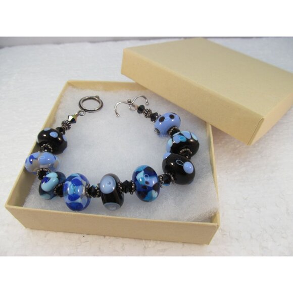 Blue and Black Lampwork Art Glass Beaded Bracelet with Toggle Clasp - Picture 11 of 13